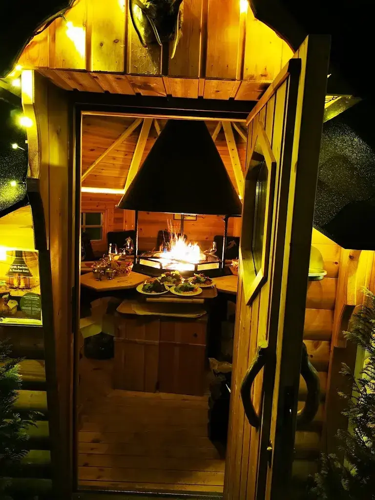 Camille ROYER_Grillkota Braunbär Hotel_Wengen BE_avis