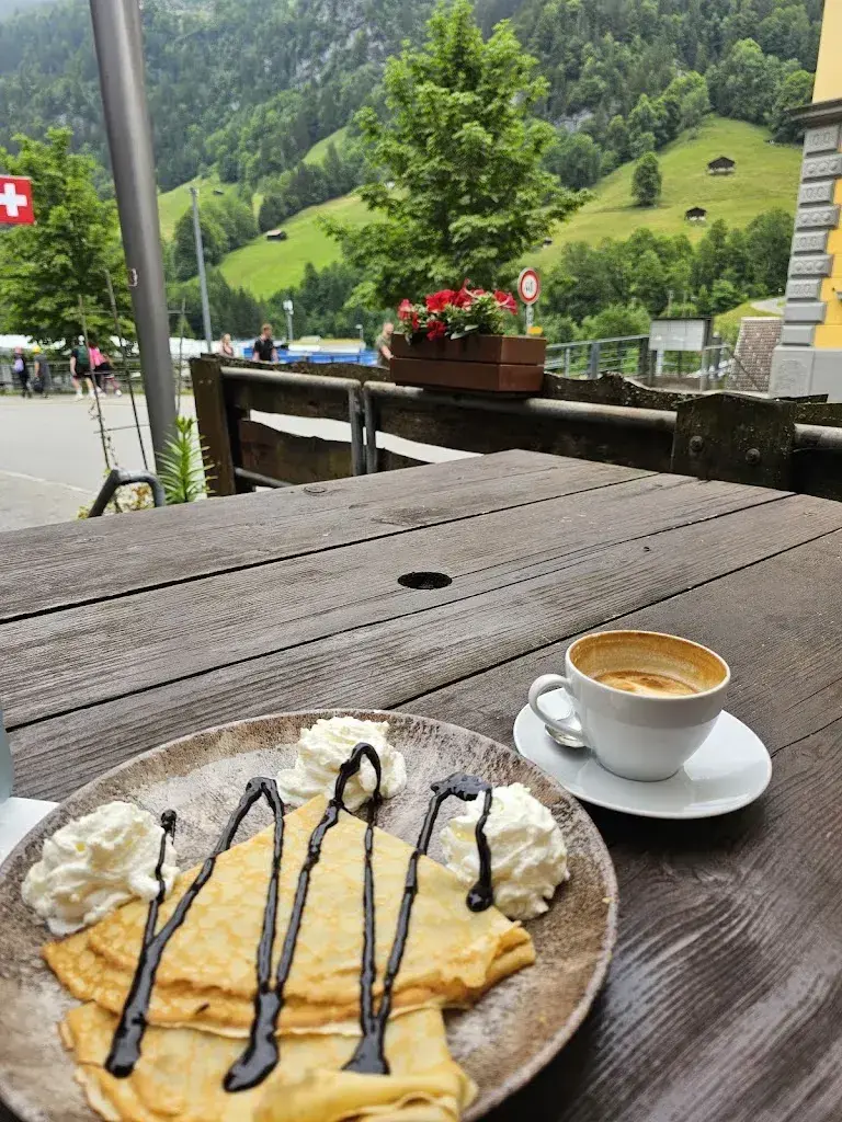 Menu_BASE Cafe_Lauterbrunnen_image_9