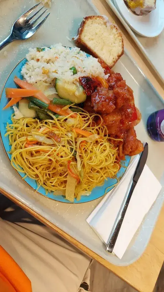 Restaurant Ahoi - Oberland Shopping Restaurant in Wilderswil