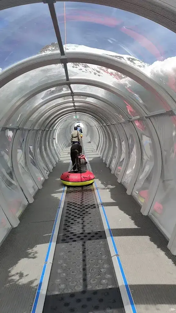 Vivek Vetal_Jungfraujoch Sphinx Observatory_Grindelwald_review