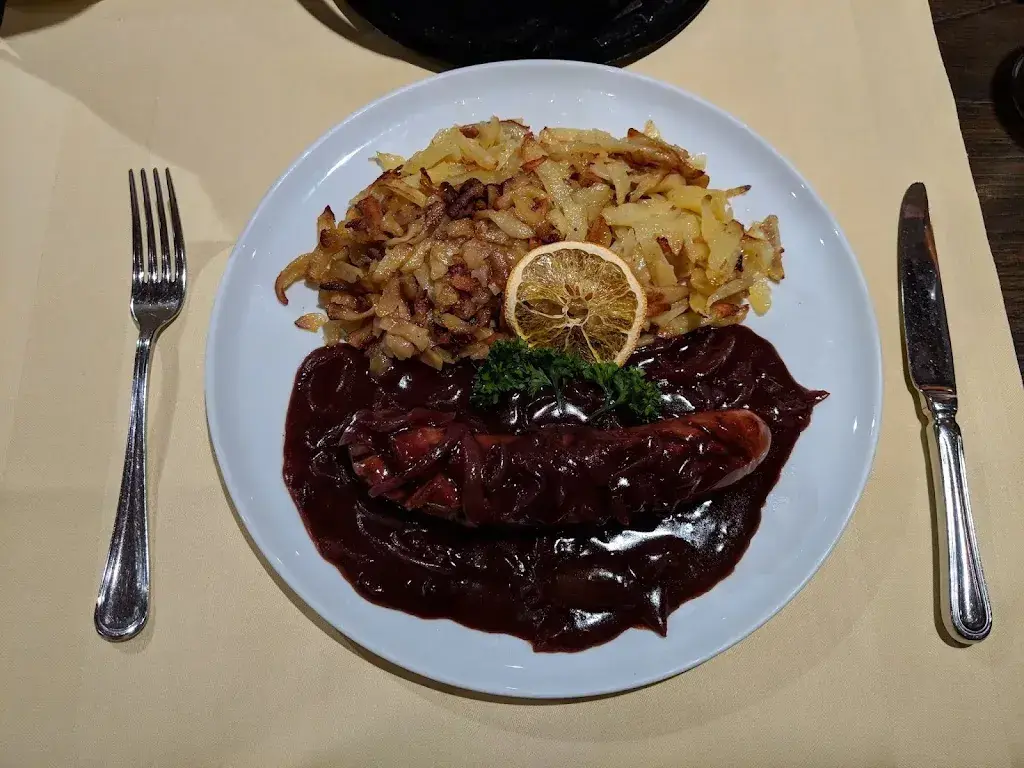 Hong Ngoc Nguyen_Restaurant Silberhornstube_Wengen_avis