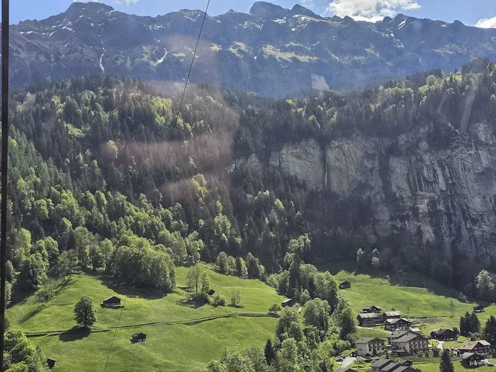 John Deem_Hotel Alpina_Mürren_review