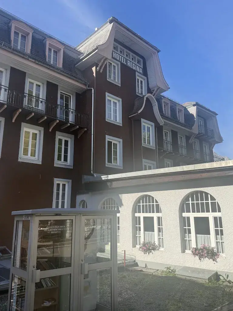 Simon Bangs_Hotel Regina_Mürren_review