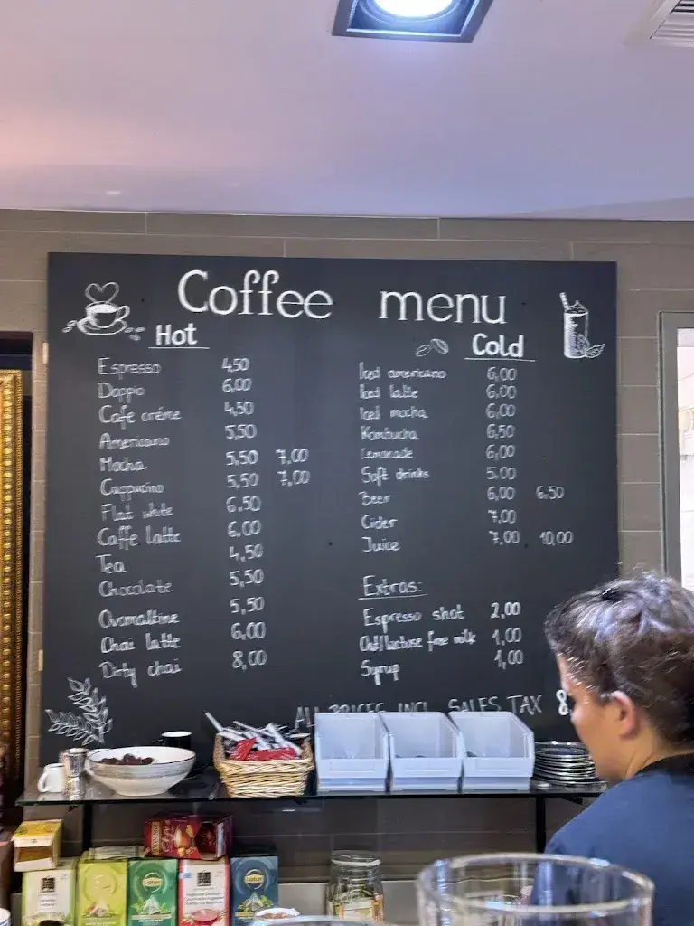 Menu_Flavours Cafe_Lauterbrunnen_image_4