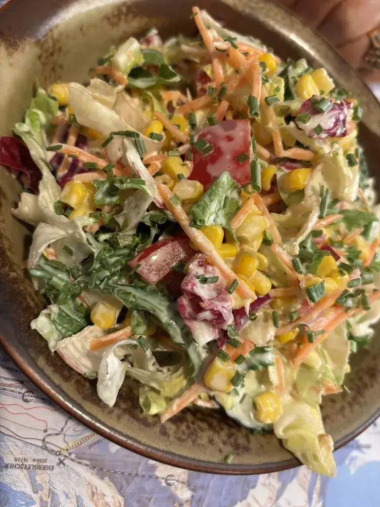 Sungyeon cho_Gasthof zum Becher_Niederried bei Interlaken_avis