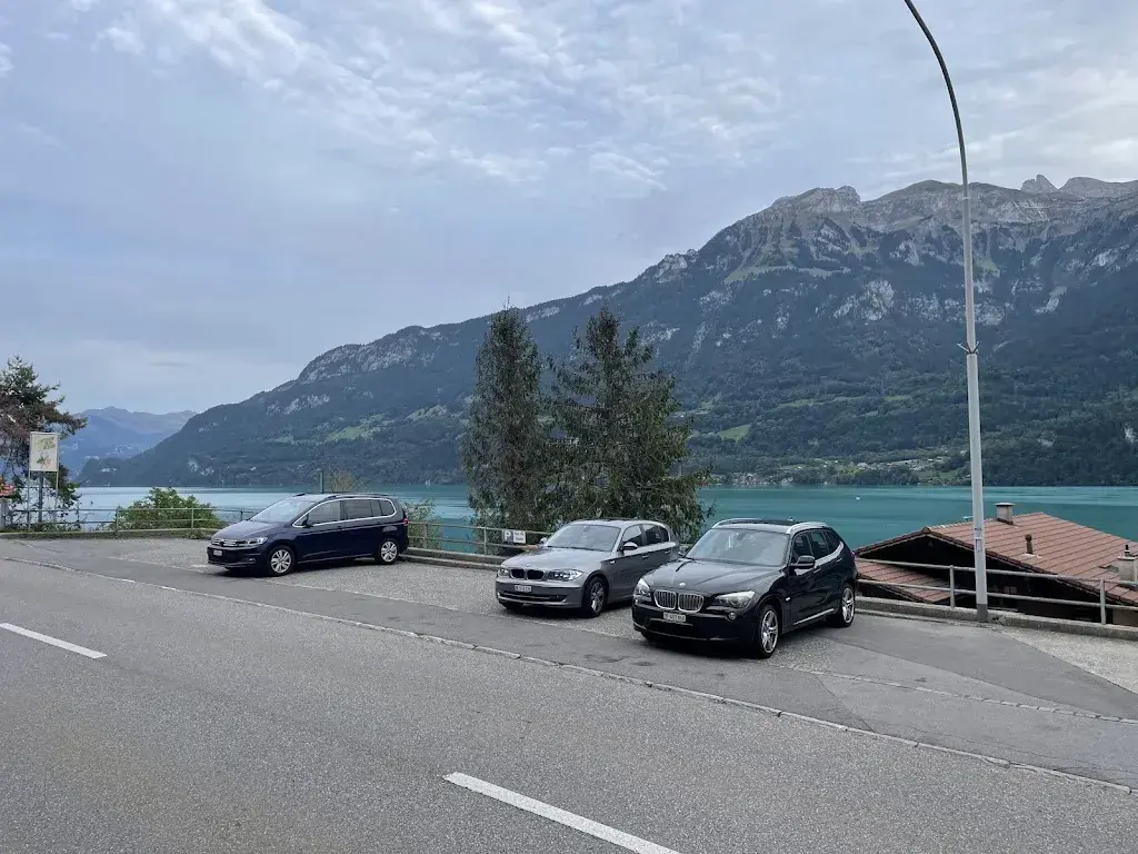 Enrico Christian_Gasthof zum Becher_Niederried bei Interlaken_avis