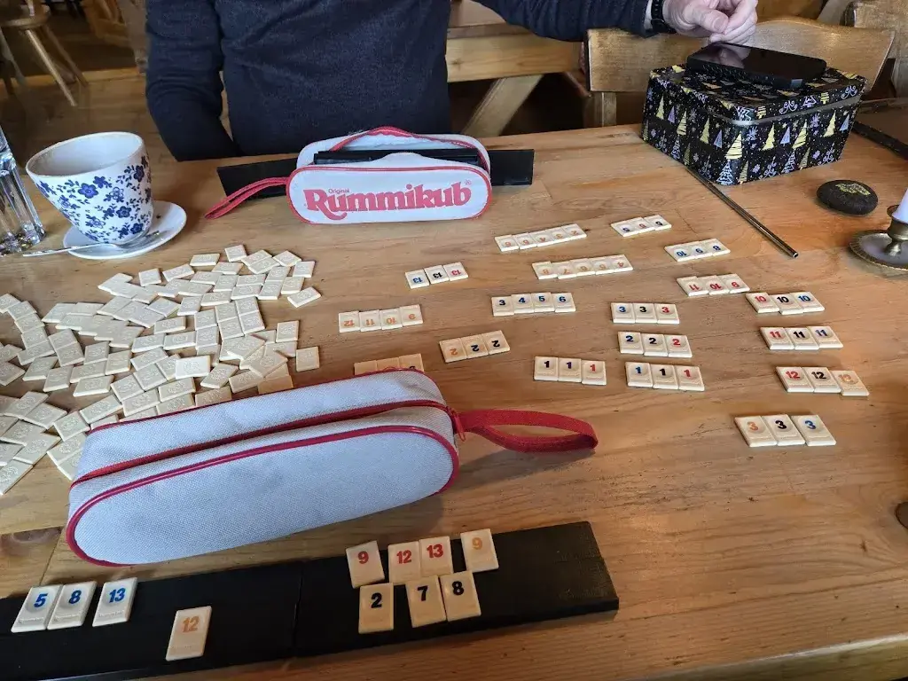 Lisanne Hill_Mountain Hostel Gimmelwald_Lauterbrunnen_review