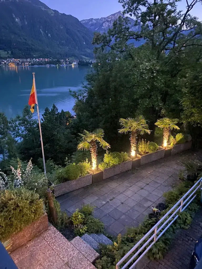 Judith and David Peet_Hotel Brienzersee_Ringgenberg_review