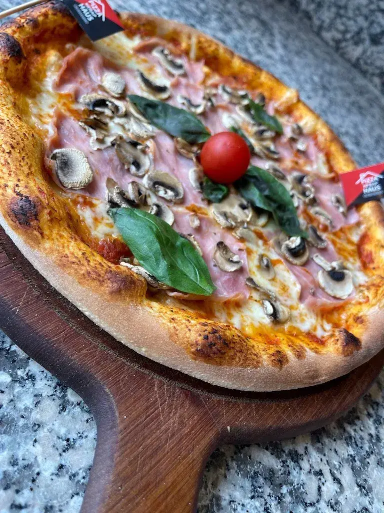 Pizza & Kebab Haus_Huttwil_slider_image_2