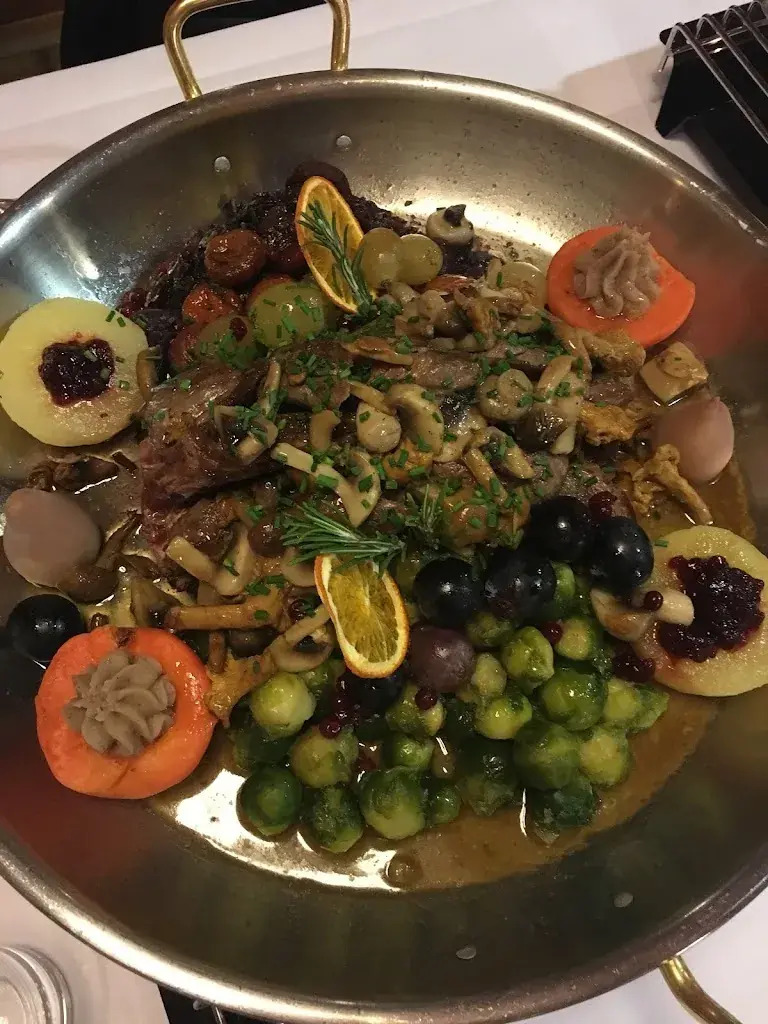 Pia Hurtado_Wirtschaft Eintracht Oberthal_Oberthal_avis