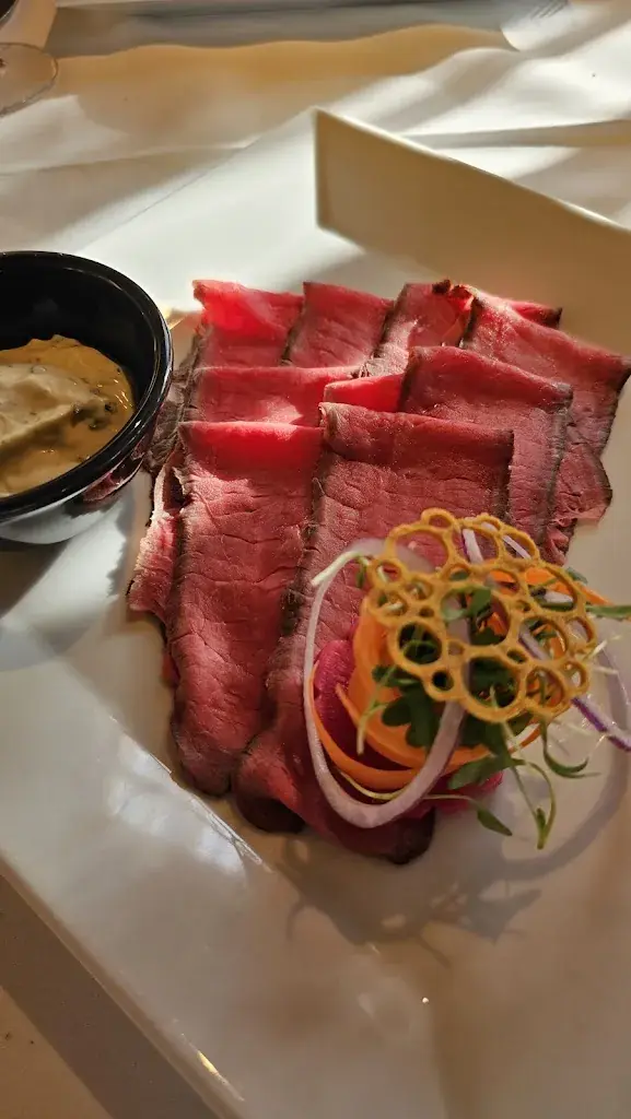 Thomas Rieder_Restaurant Bären Münsingen 1371_Münsingen_avis