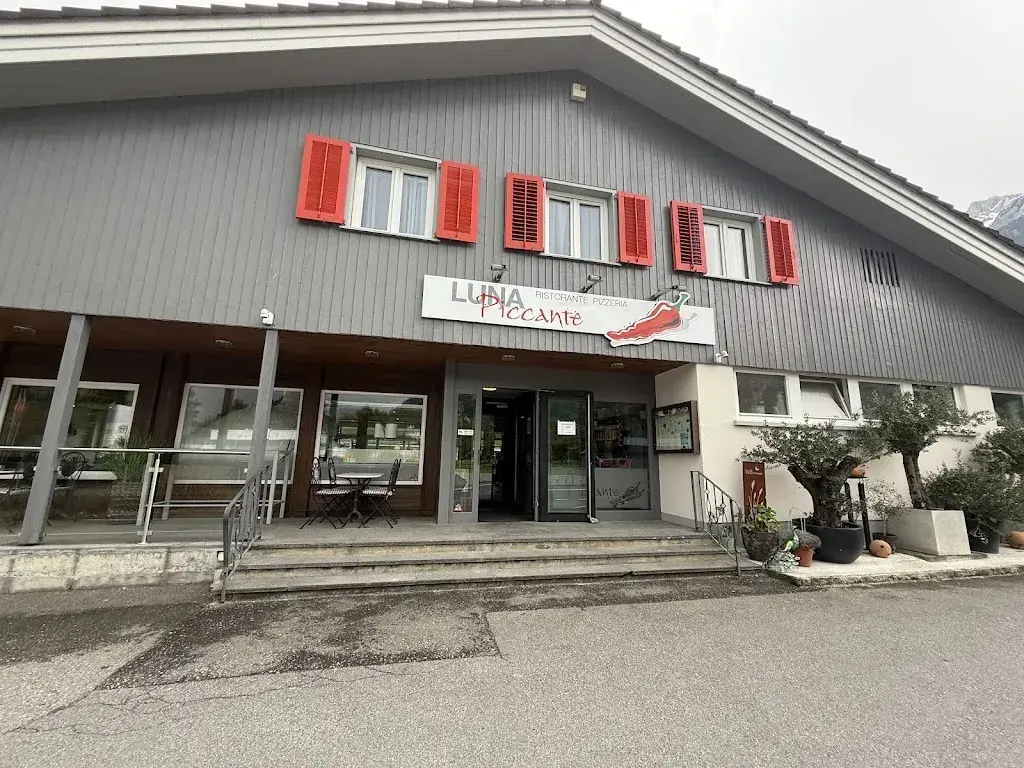 John Brodt_Luna Piccante_Wilderswil_avis