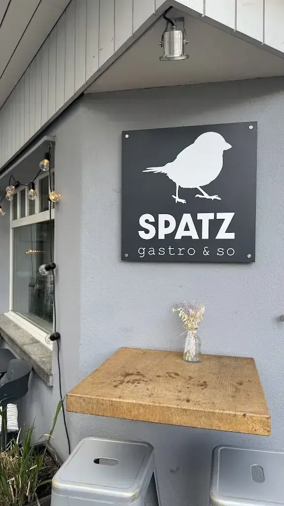 B Alm_Spatz - espresso & wine bar_Unterseen_review