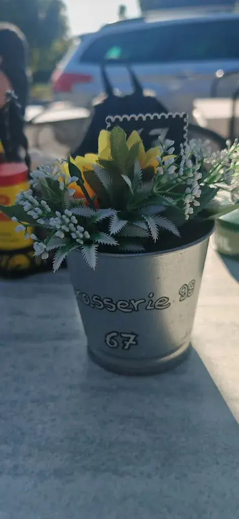 Ro Ma_Restaurant Brasserie98 Traditioneller Familienbetrieb syt 1985_Steffisburg_avis