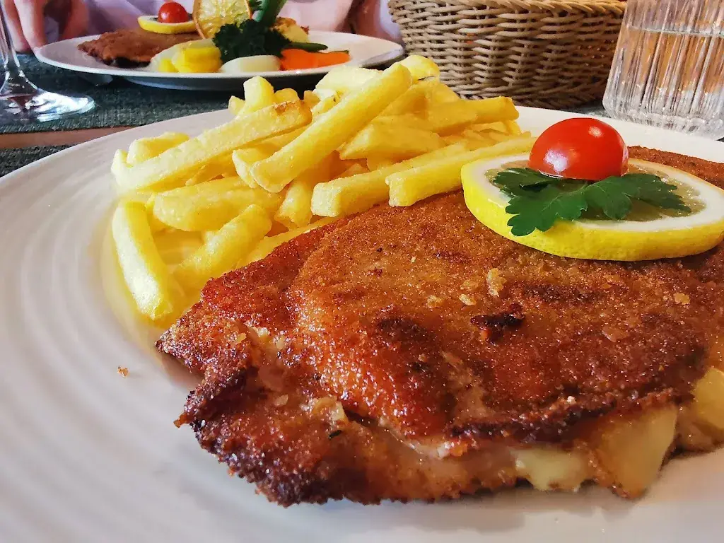 Steven Haselbach_Wirtschaft Wetzwil AG_Schlierbach_review