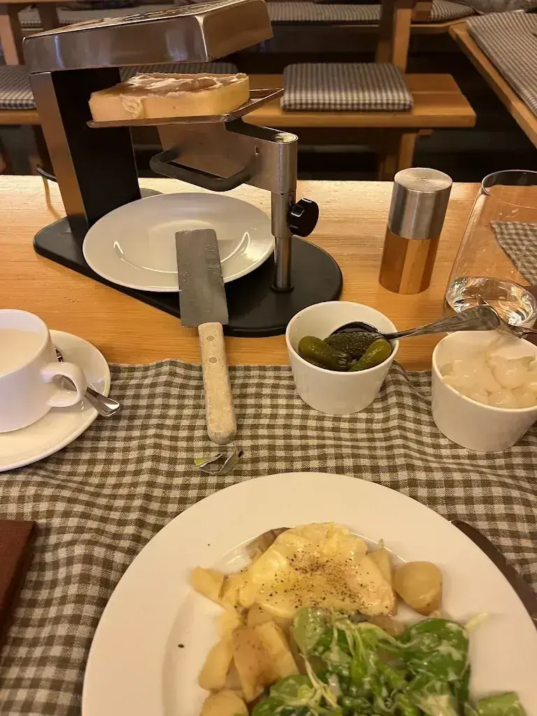 Menu_Le Petit Chalet_Gstaad_image_8