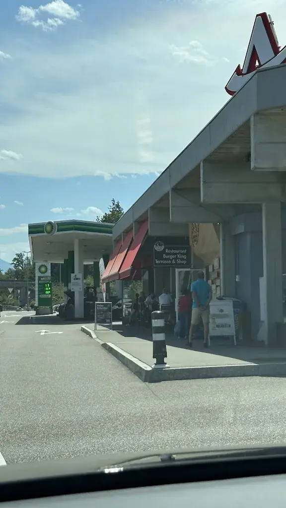 C Lynn_Autogrill Raststätte Münsingen Ost_Münsingen_review