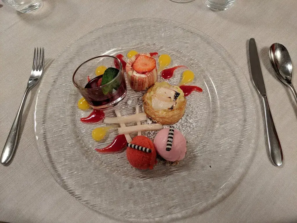 Simon Dunand_Cheval blanc_Bulle_avis