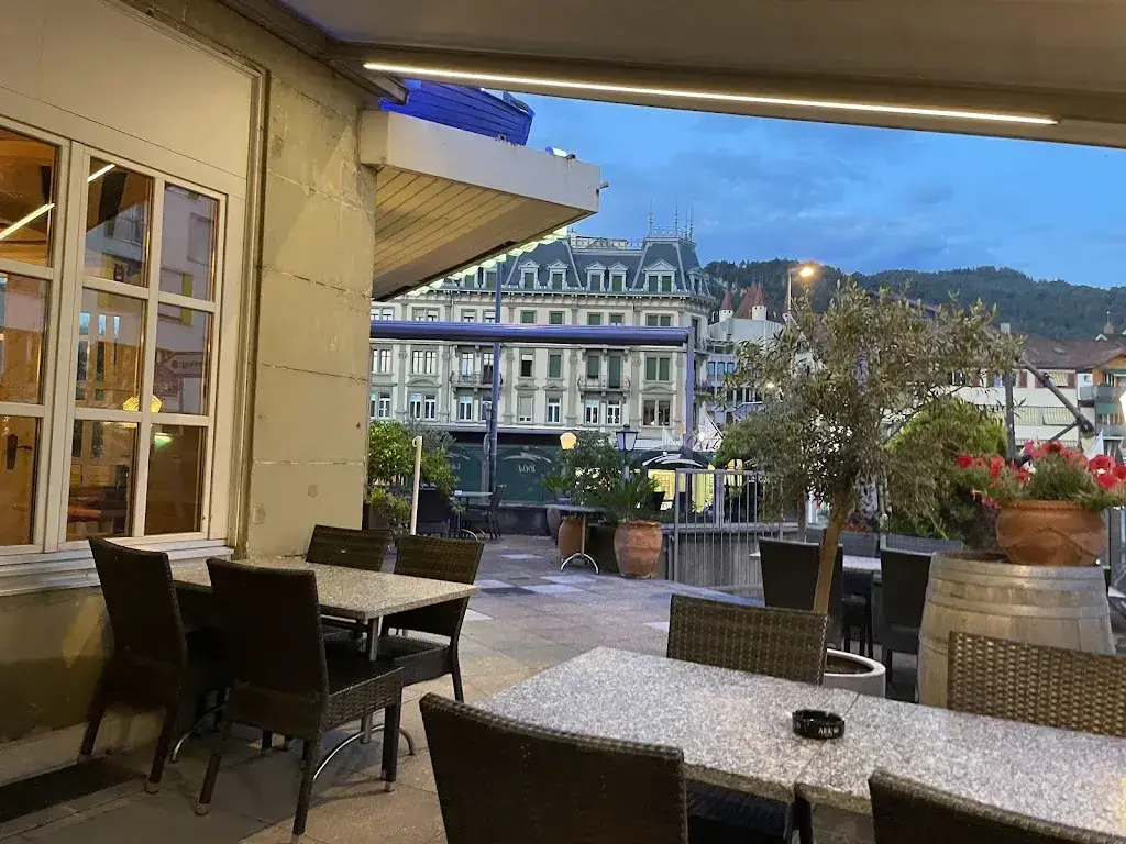 Rowan_La Barca_Thun_recensione