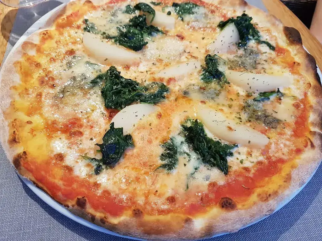 beat shona_Hotel Restaurant Rathaus_Thun_review