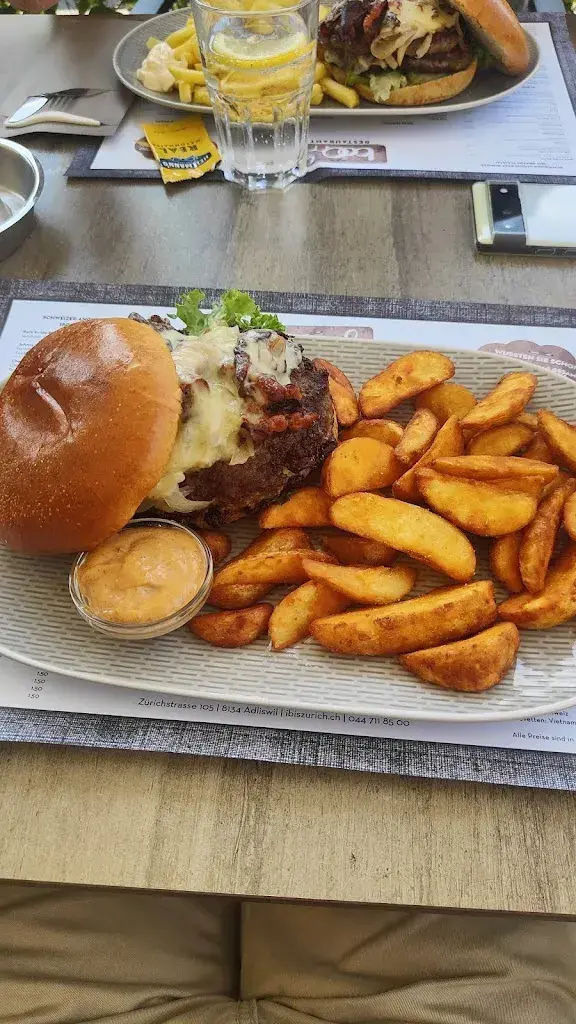 Milton Roth_Boom_Adliswil_avis