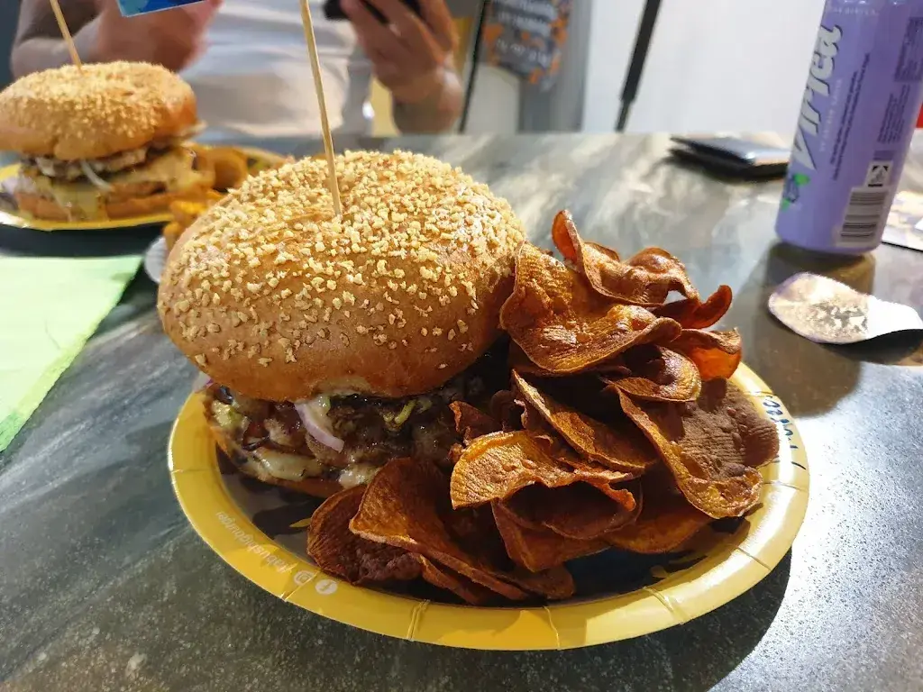 Menu_Fäbusbigburger_Rubigen_image_9