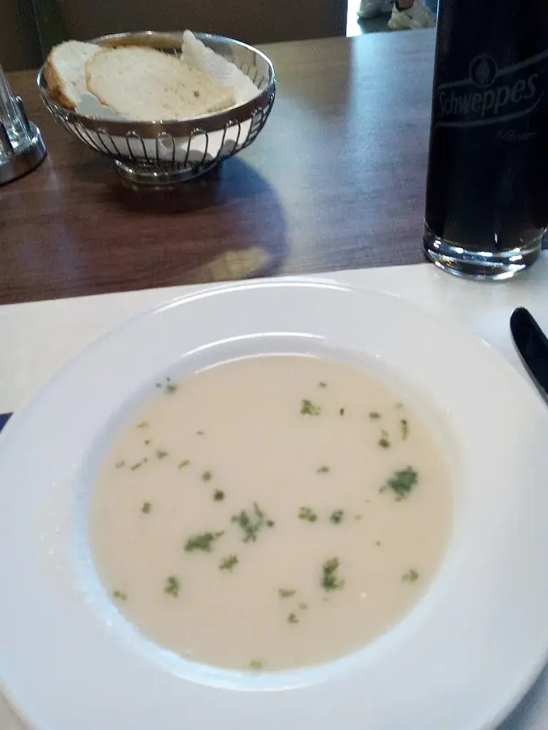 Stephan Leuthold_Restaurant Knusperli_Laupen_review