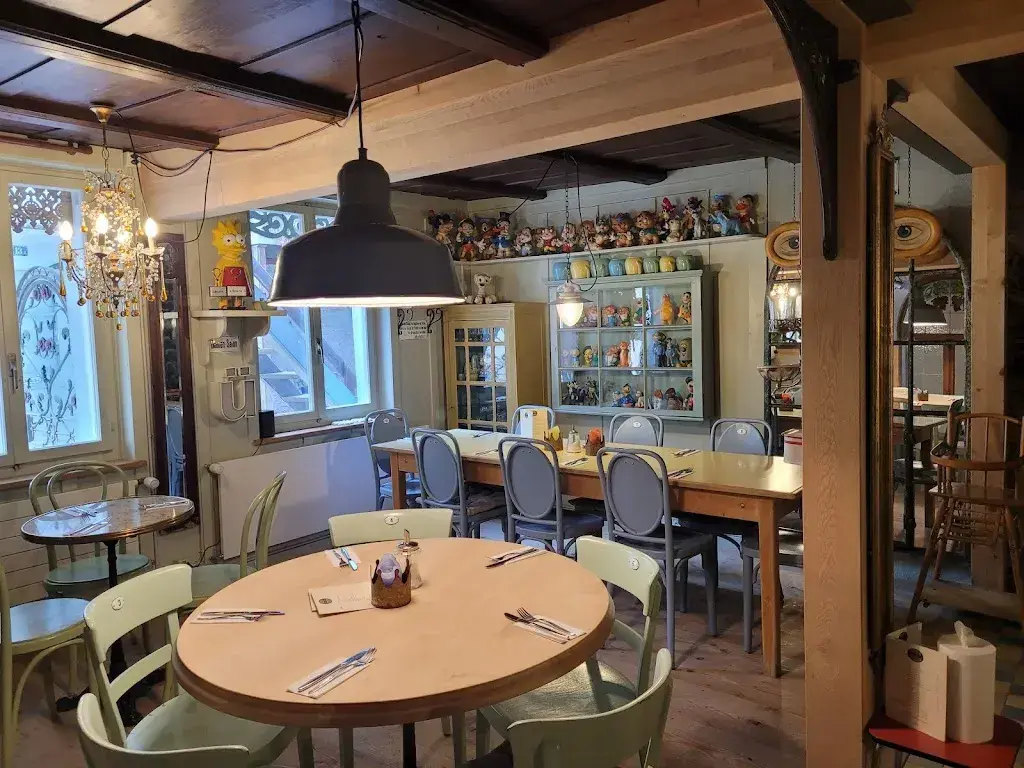 Kathrin Sönser_Crêperie Café Glacé Catherine_Laupen_avis