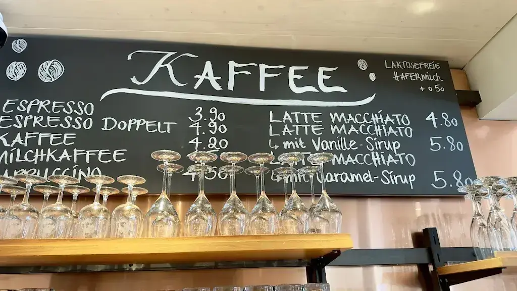 Carine's Café am Bärenplatz_Laupen_menu_image_1