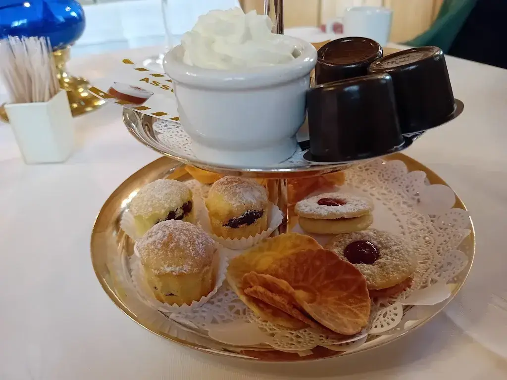 orth philippe_zum Kantonsschild AG_Gempenach_recensione