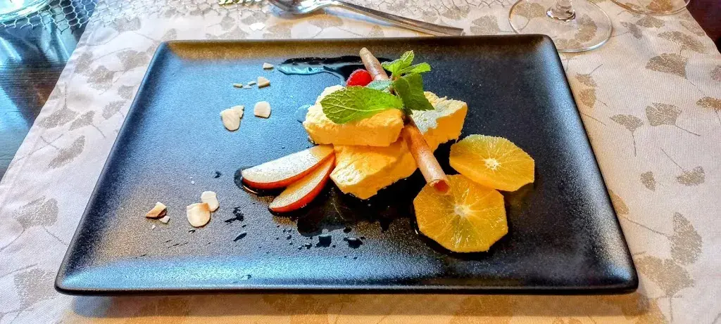 B. Friedli_Restaurant Hippel Krone_Kerzers_review