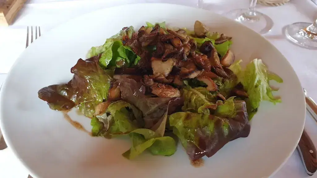 Angie_Restaurant zum Jäger - Ulmiz_Ulmiz_review