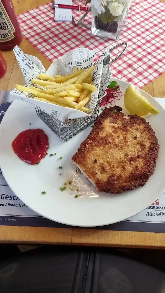 Menü_Restaurant Rössli_Fulenbach_Bild_1