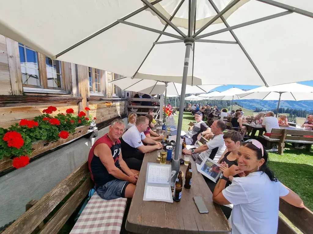 SCHWEIZER FRANKE_Hüsliberg Beizli_Zweisimmen_recensione