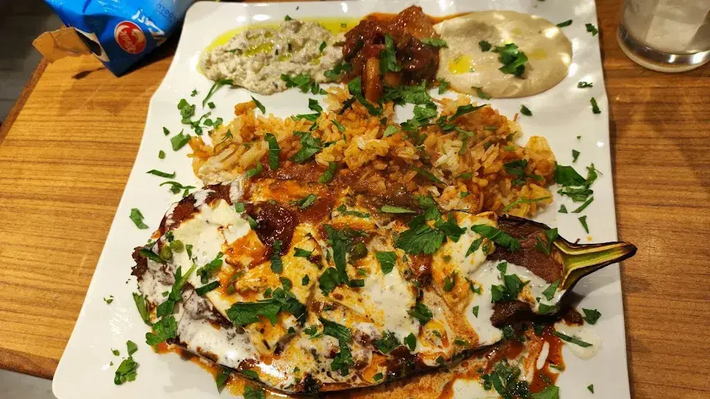 Shahrzad Tavalaei_Mannan's_Bern_review