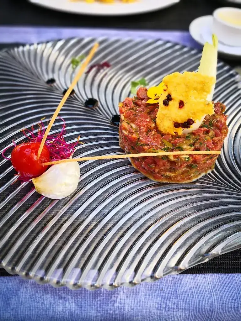 Wendy Douglas-Khin_Restaurant du Chasseur_Allaman_avis