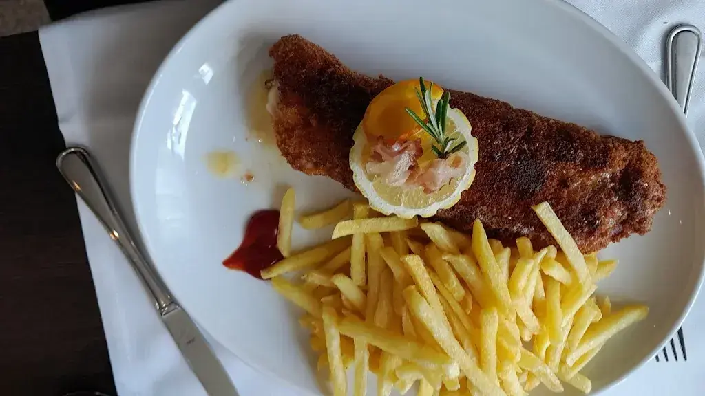 Bahnhöfli restaurant à Gams