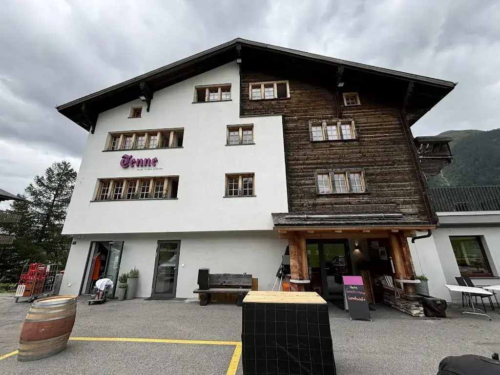 Ramdas Pisharody_Hotel Restaurant Catering Tenne_Gluringen_review