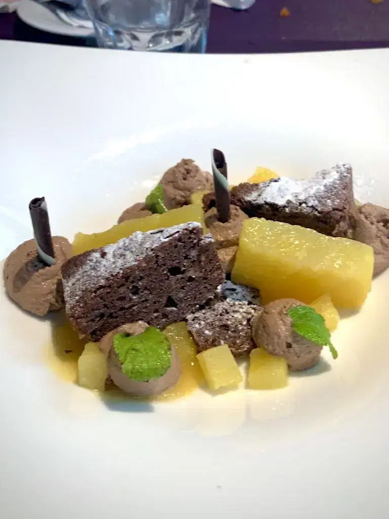 Iryna Zhurakovska_Hotel Restaurant Catering Tenne_Gluringen_review