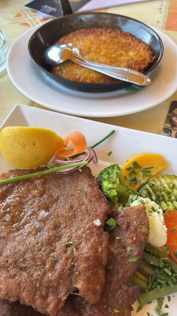 Leon Steblau_Gommerhof_Gluringen_review