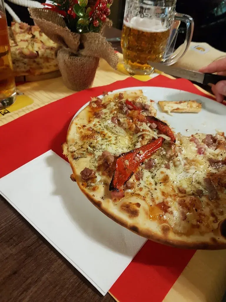 Demian Jäger_Restaurant Pizzeria Post_Zweisimmen_recensione