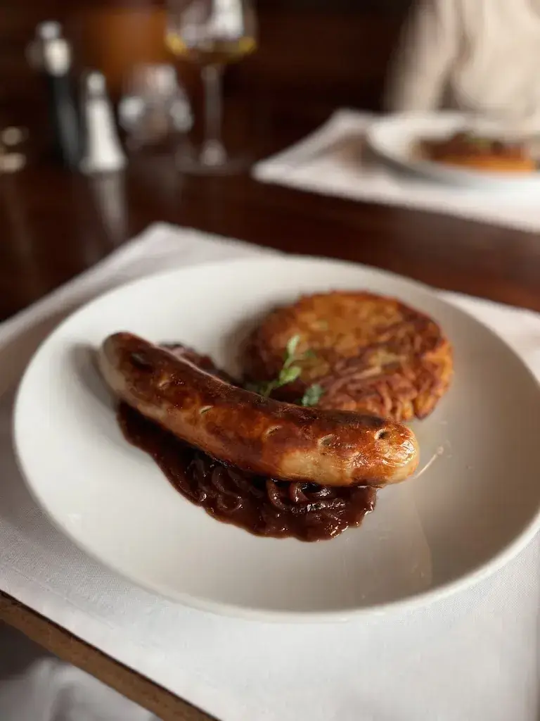 Eveline Rossi-Jackson_Zum Goldenen Schäfli_St. Gallen_avis