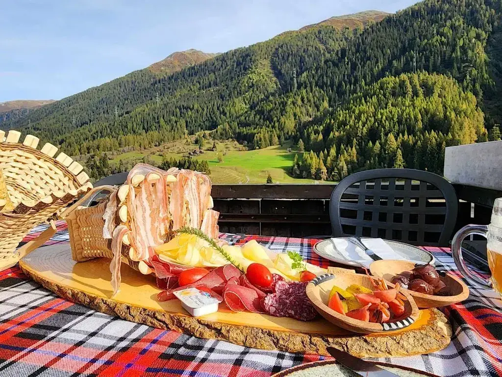 Nicolas Desrosiers_Gasthaus Tschiffra_Blitzingen_review