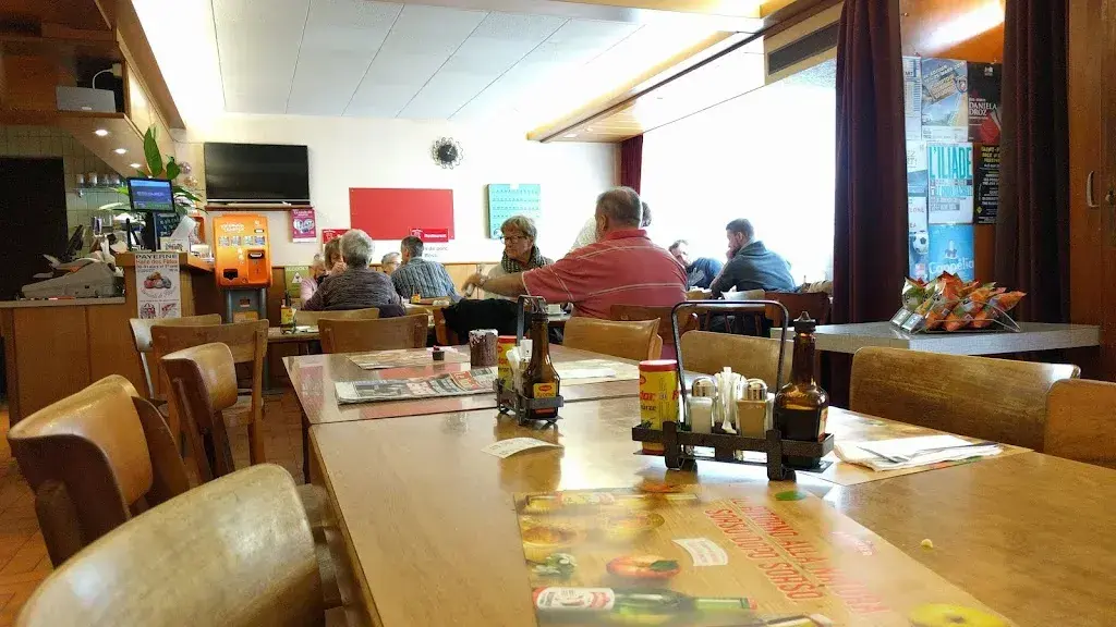 s. kurt_Fischer_Corcelles-près-Payerne_recensione