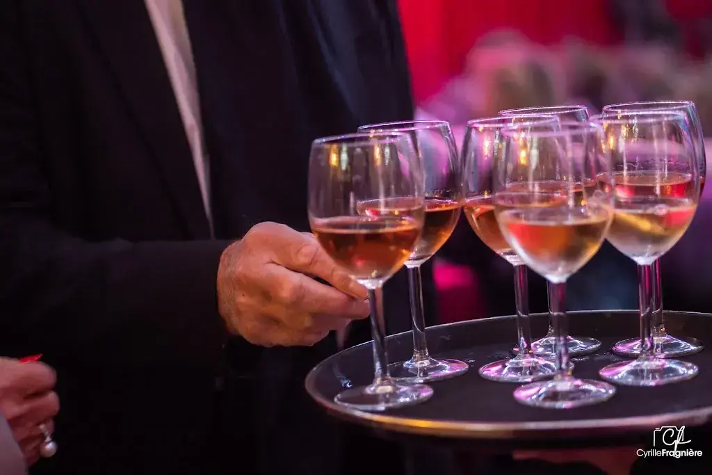 Menü_Diner Spectacle - Crazy Diner Show Company_Corcelles-près-Payerne_Bild_4