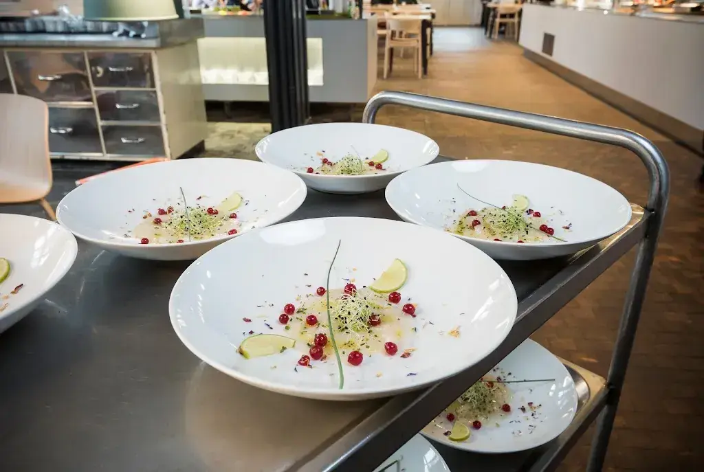 Menü_Restaurant Les Deux Tours (Restaurant du personnel de Tornos)_Moutier_Bild_1