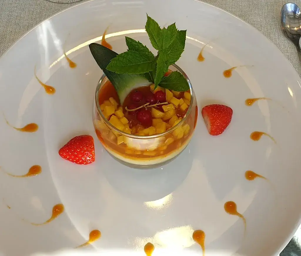 Menü_Restaurant Les Deux Tours (Restaurant du personnel de Tornos)_Moutier_Bild_3