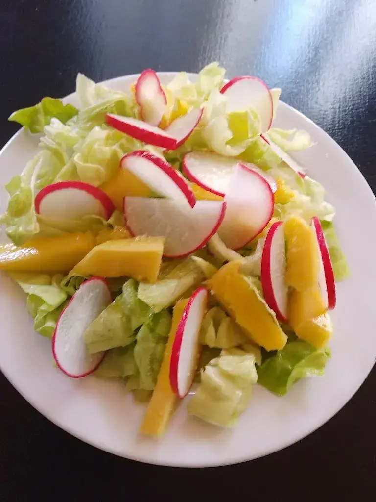 Aubergue Cheval blanc / Louro Port restaurant à Roches