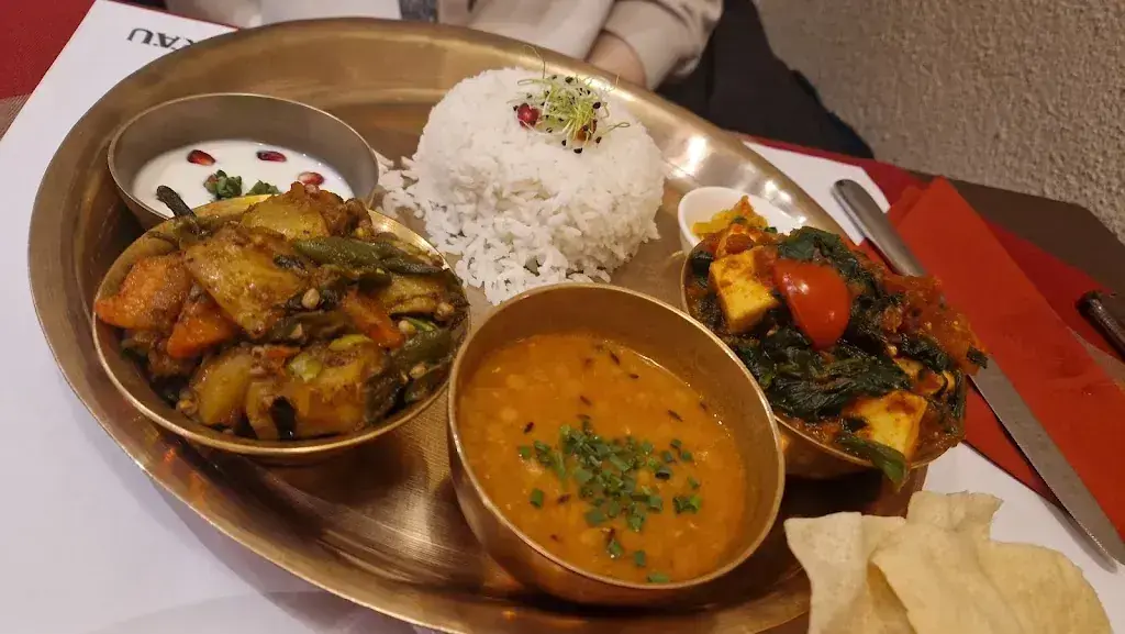 Pokhara Nepali Kitchen und Take Away_Bern_slider_image_3