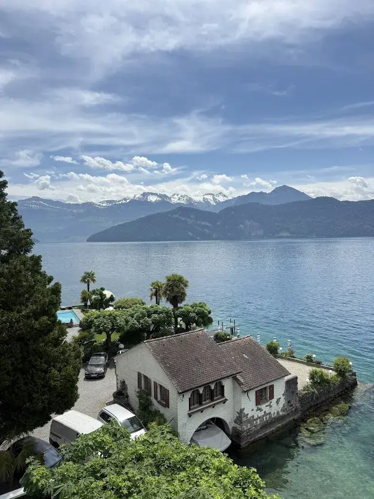 Fitore Gacaferri_Seehof Hotel Du Lac / Restaurant Weggis_Weggis_avis